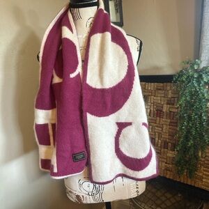 Coach scarf
